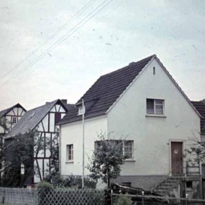 Db Nr 38 1935 Dorfstrasse Weller Fritz 3 Letgar Weller Arthur Franzens Grau Walter Otterbach Fritz 800x519 1